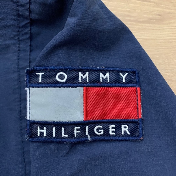 90’s Tommy Hilfiger Jacket + Packable Hood (Sz XL) - Picture 5 of 15
